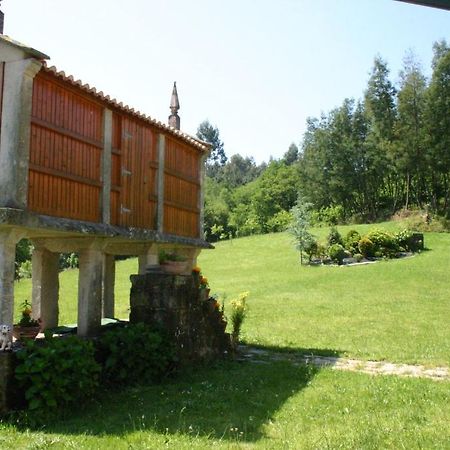 Casa Rural A Mimoseira Casa de hóspedes Estrada Exterior foto